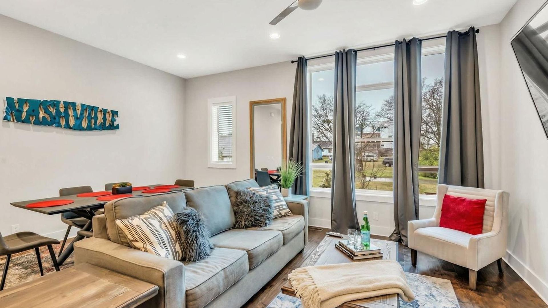 Holiday home New Luxe 4br 12 Beds - Roofdeck Views - Chefs Kitchen