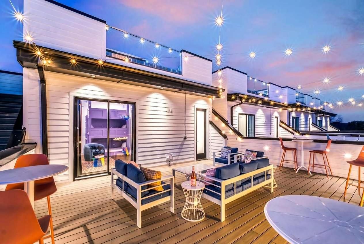 New Nash Eras - Rooftop Decks With Hot Tub - 15 Beds Nashville