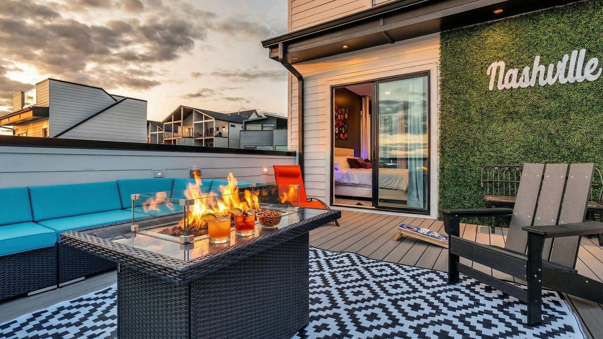 Holiday home New We Roll Rooftop - Hot Tub With Views - 13 Beds *