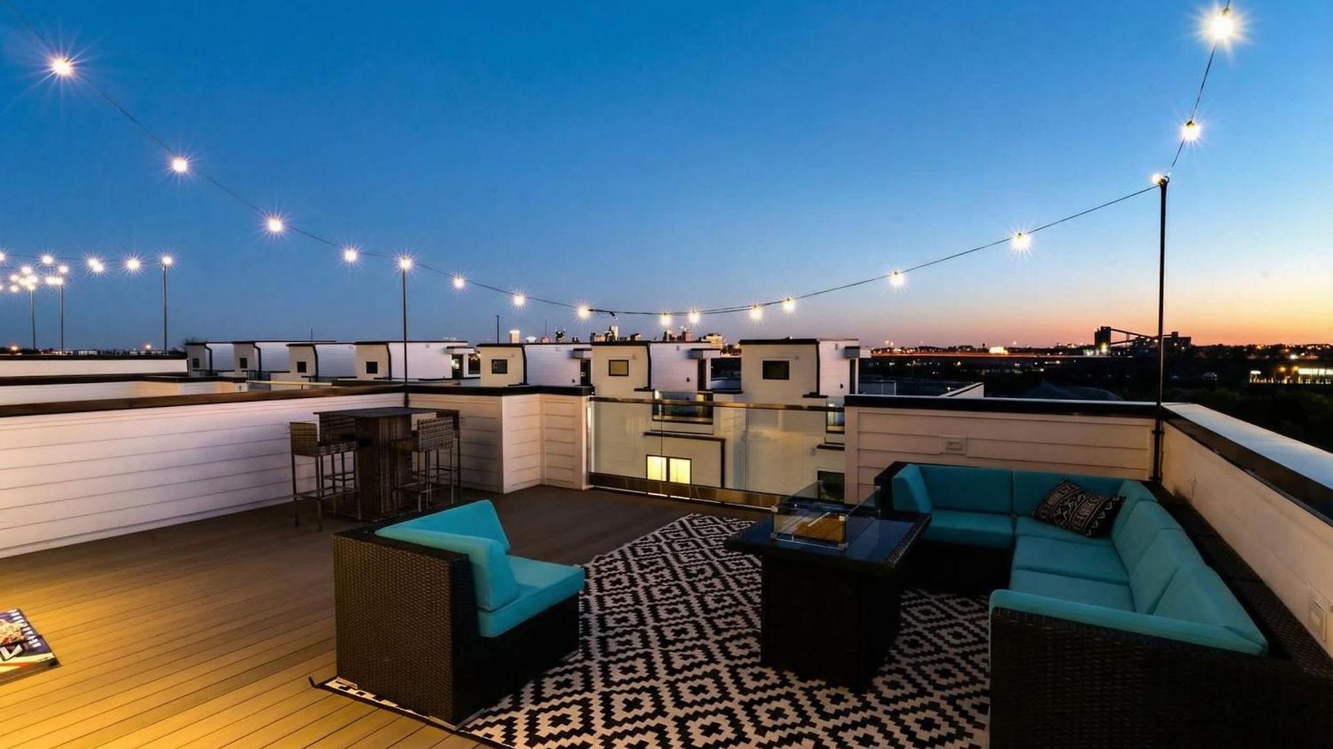 Holiday home New We Roll Rooftop - Hot Tub With Views - 13 Beds