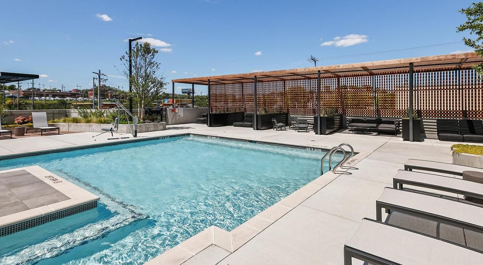 Stylish Retreat Near Downtown Nashville