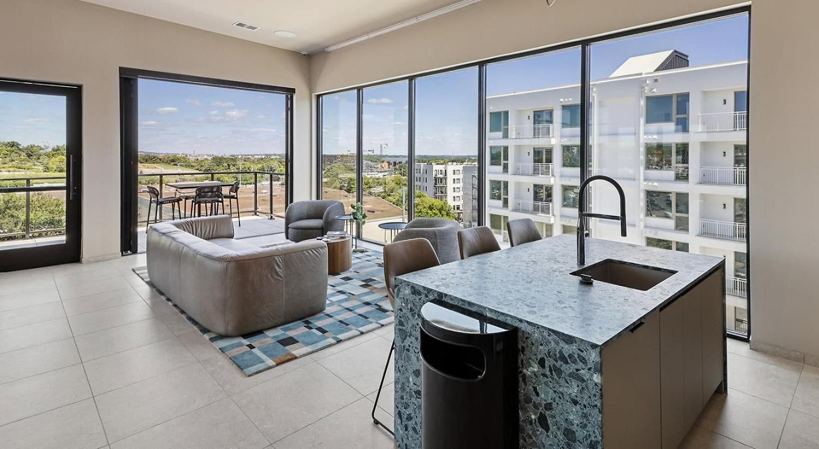 Stylish Retreat Near Downtown Apartment Nashville