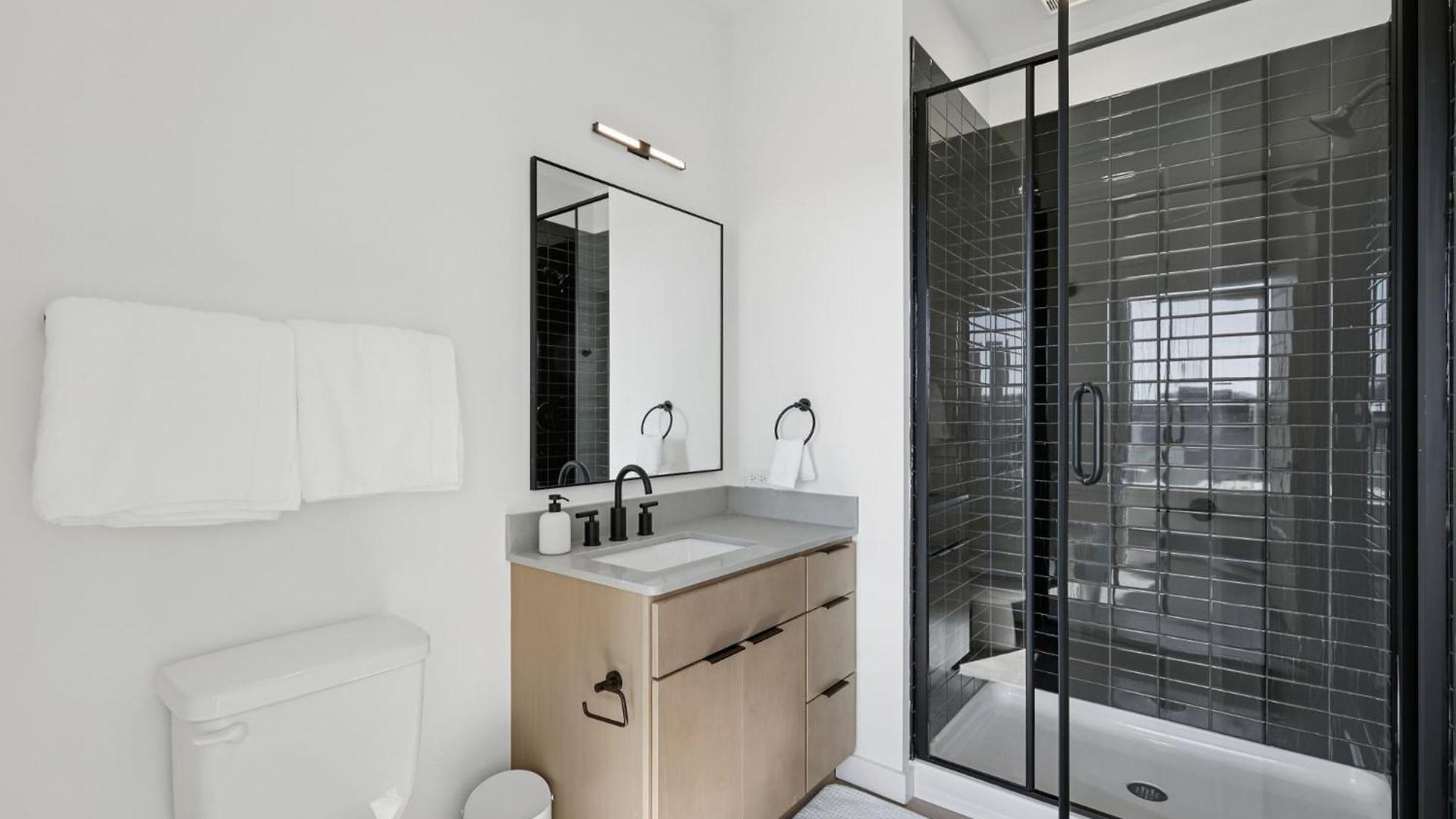 Stylish Retreat Near Downtown * Nashville