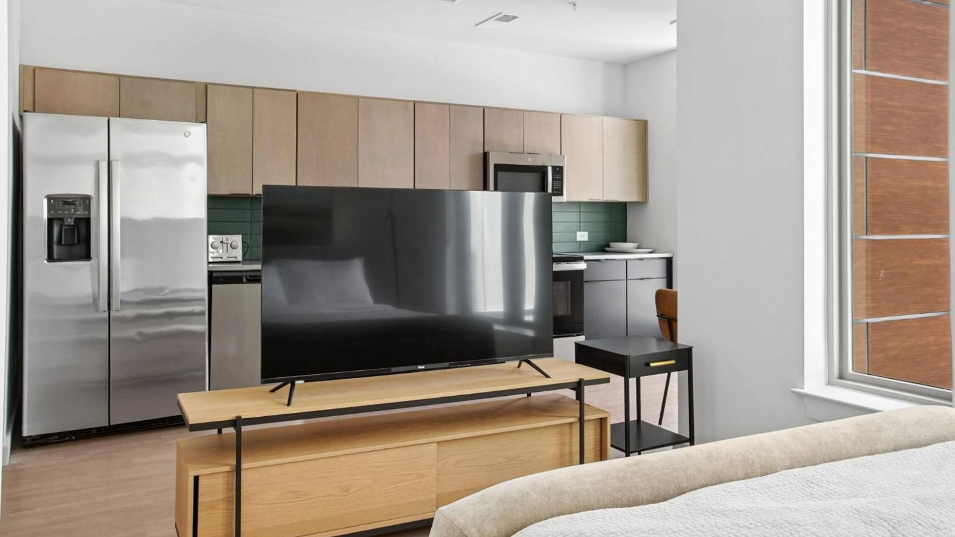 Stylish Retreat Near Downtown