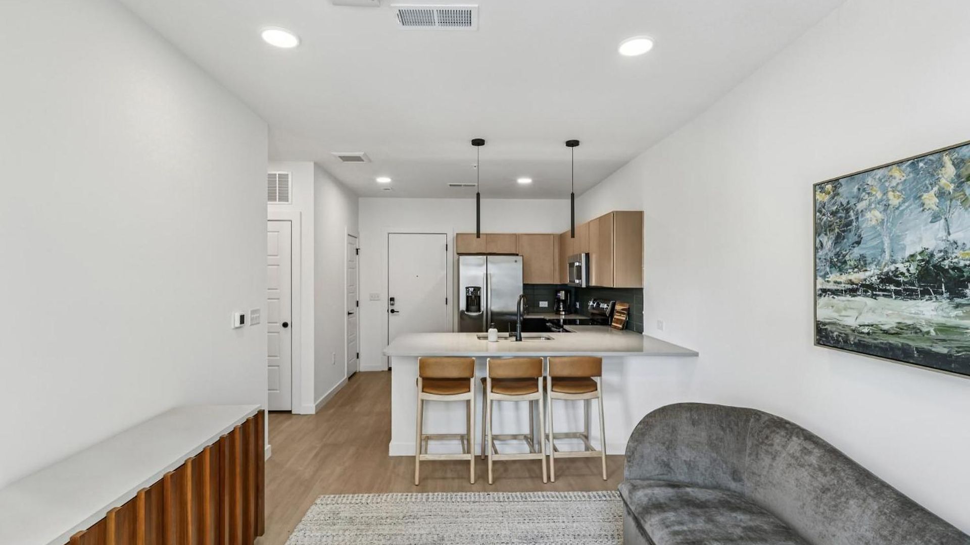 Apartment Stylish Retreat Near Downtown Nashville