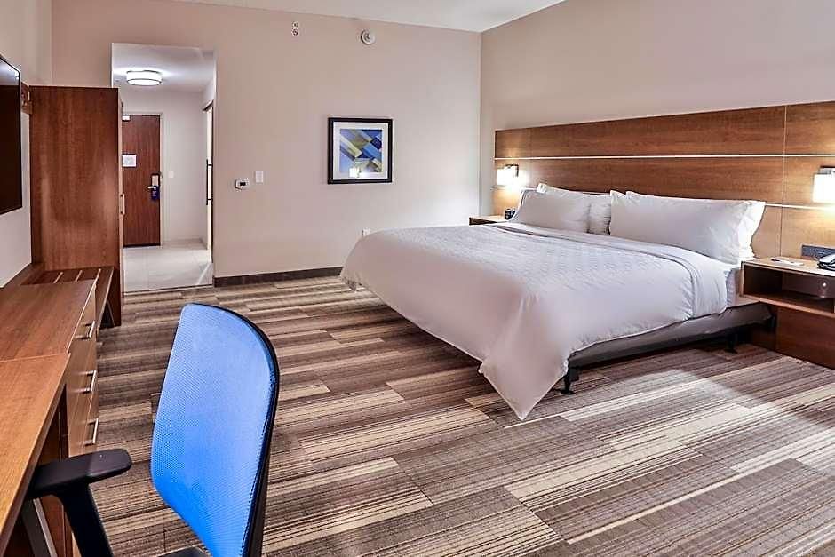 Express & - Metrocenter Downtown By Ihg Hotel 3*