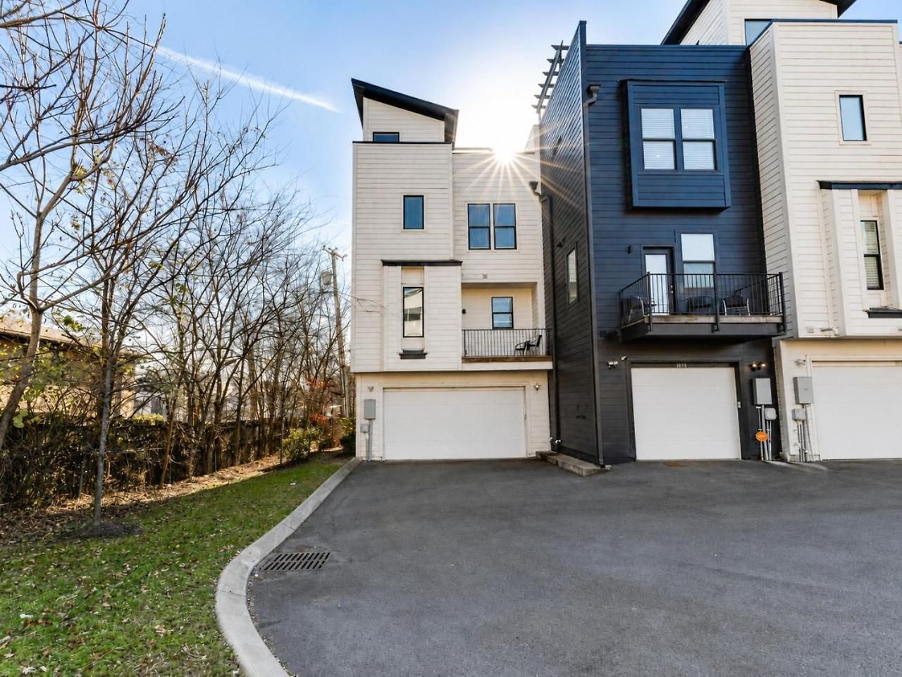 4br Oasis With Rooftop Skyline Views Holiday home