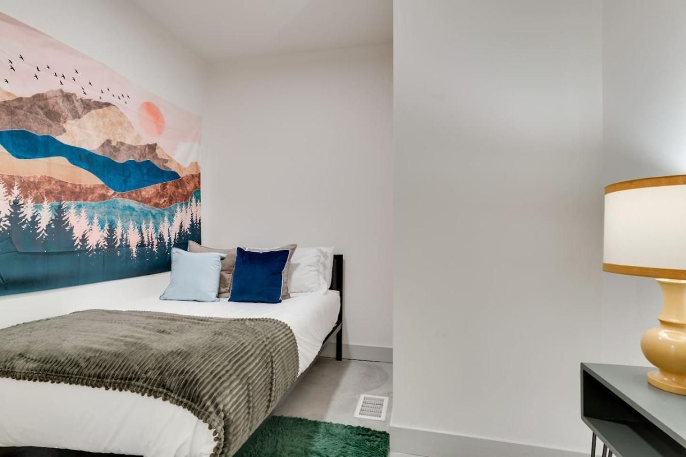 Apartment Spacious 2br Retreat, Near The Gulch