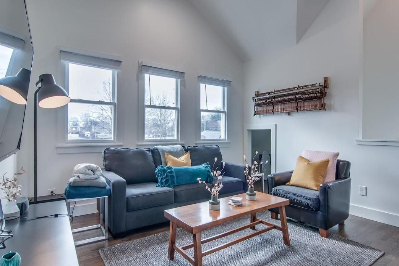 12 South Loft Walk To Coffee And Murals King Bed * Nashville