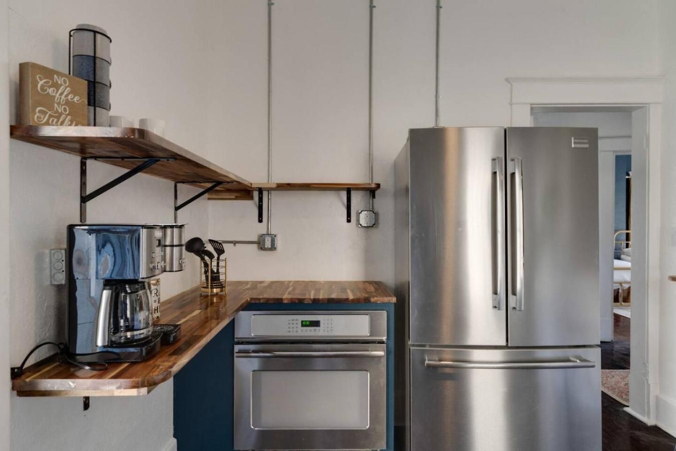 Historic Music Loft Sleeps 8, Near Broadway