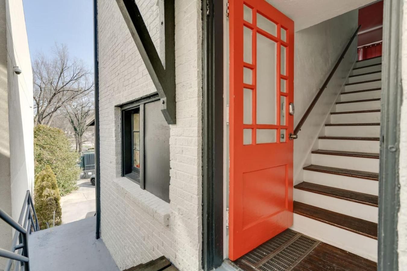 Historic Music Loft Sleeps 8, Near Broadway Apartment