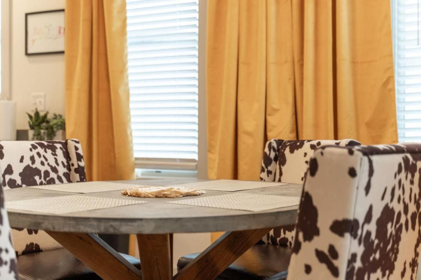 Apartment Spacious 2br Retreat, Near The Gulch *