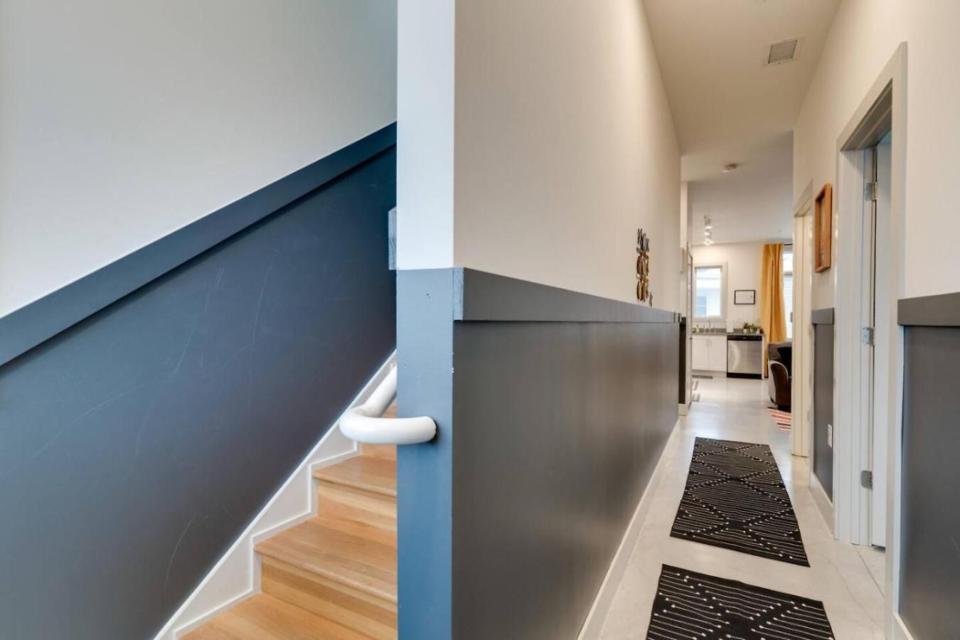 Spacious 2br Retreat, Near The Gulch * Nashville
