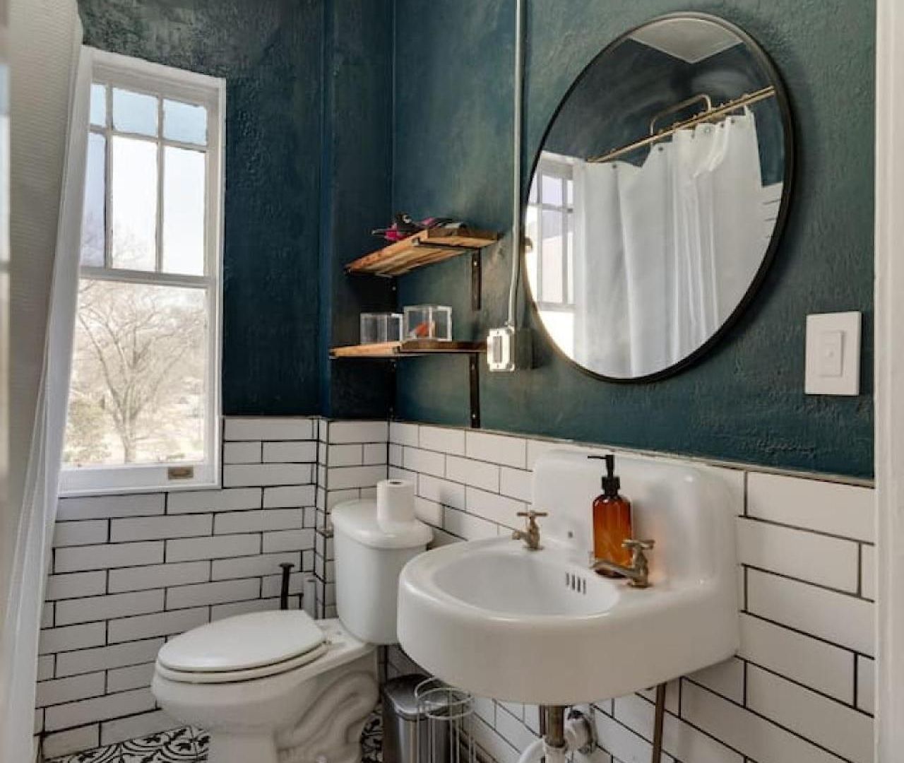 Apartment Historic Music Loft Sleeps 8, Near Broadway Nashville