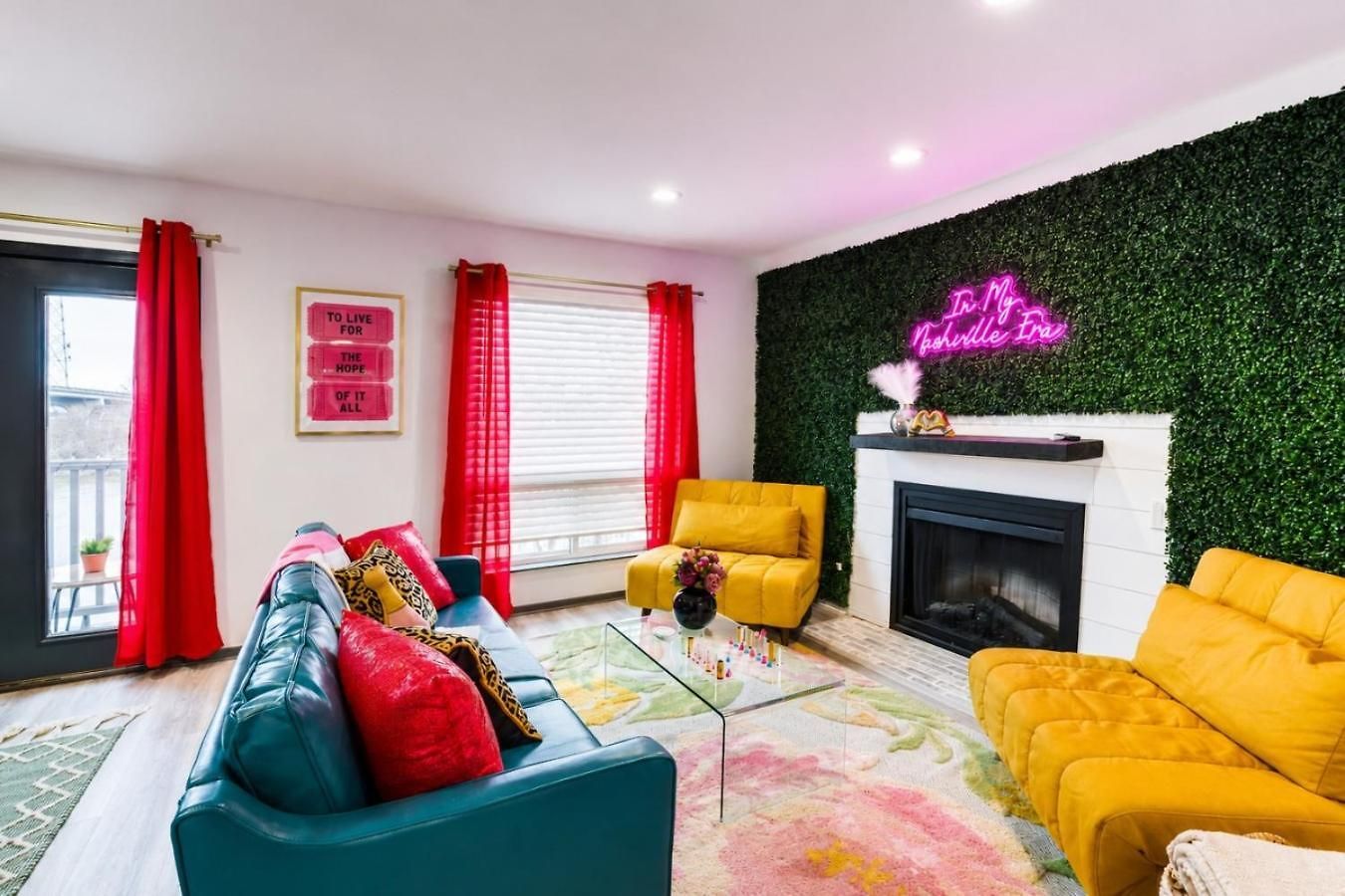 Apartment Chic Retreat, River Views And Vip Vibes *