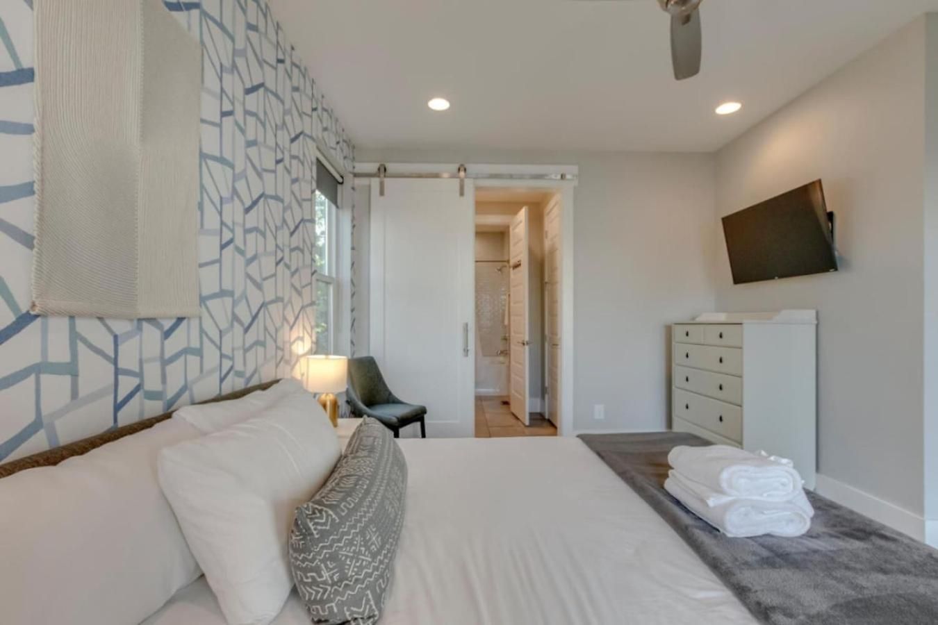 Spacious Gulch Retreat Super Skyline Views * Nashville