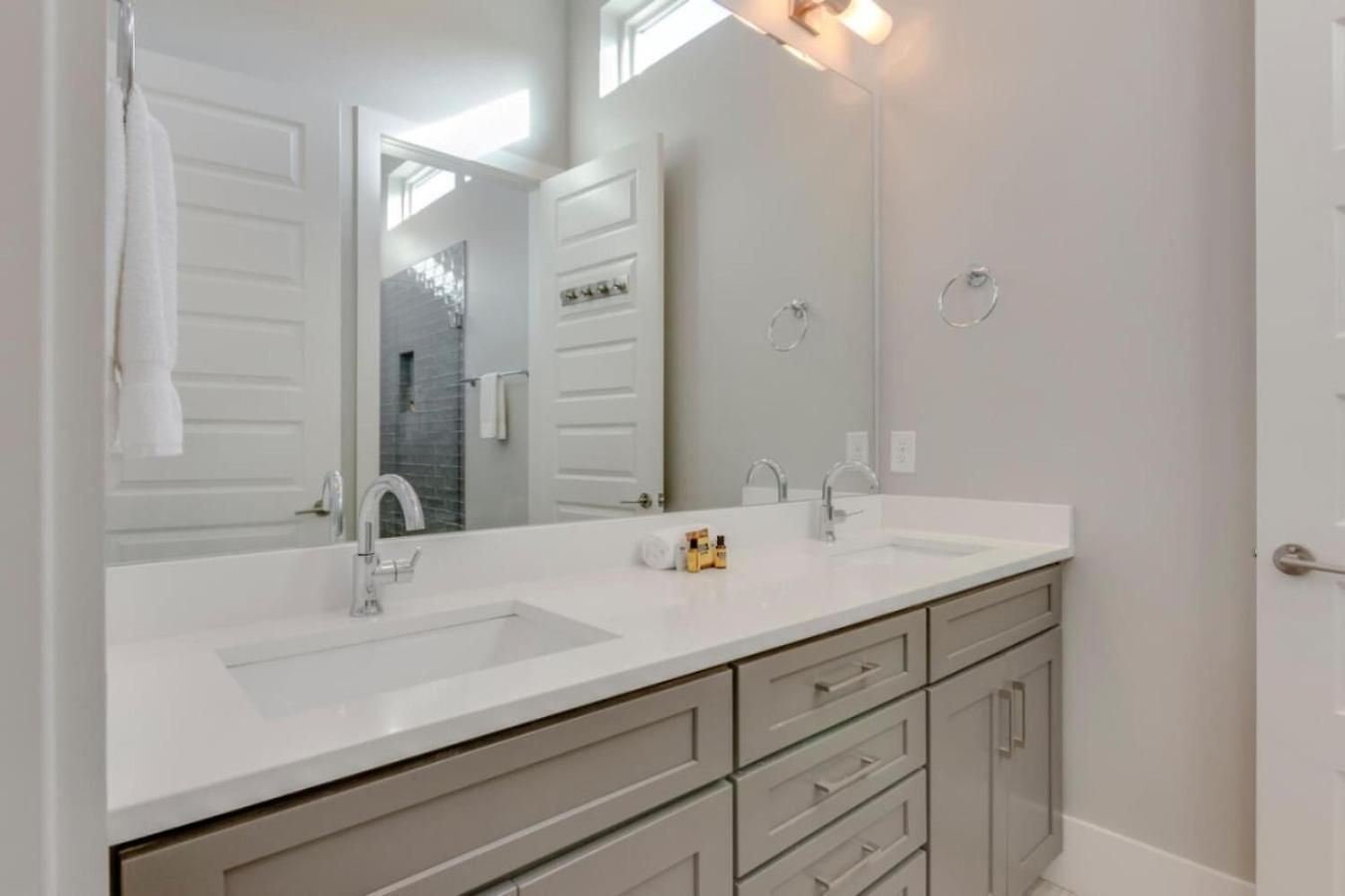 Spacious Gulch Retreat Super Skyline Views Nashville