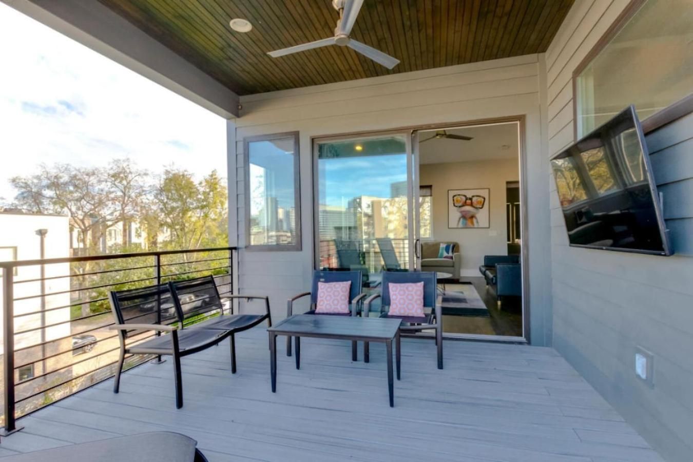 Spacious Gulch Retreat Super Skyline Views