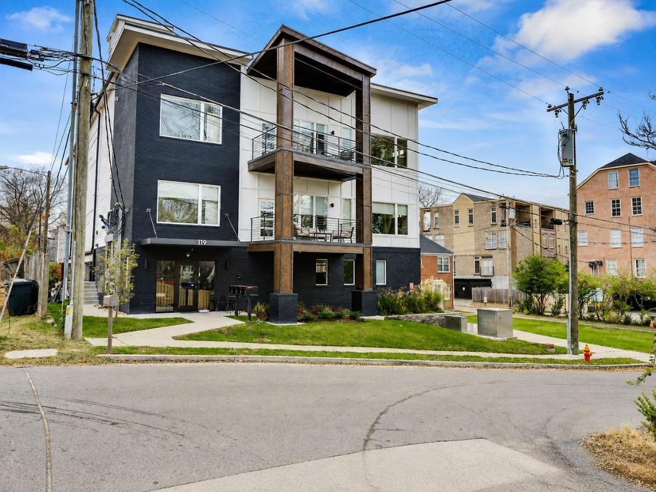 West End 4 Bd L 4bath Walk To Bars-close To Broadway * Nashville