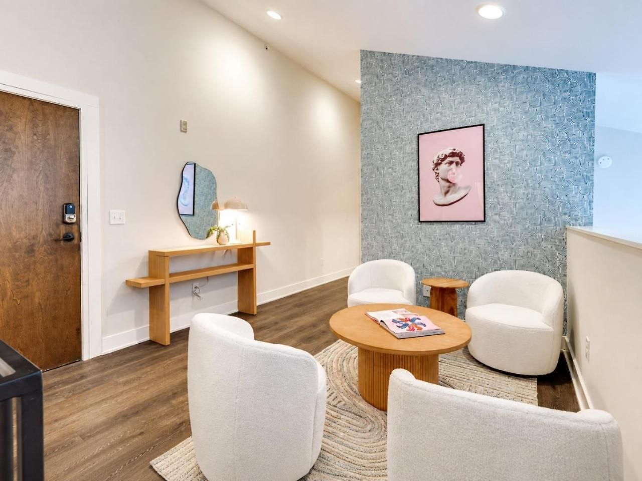 Apartment West End 4 Bd L 4bath Walk To Bars-close To Broadway *