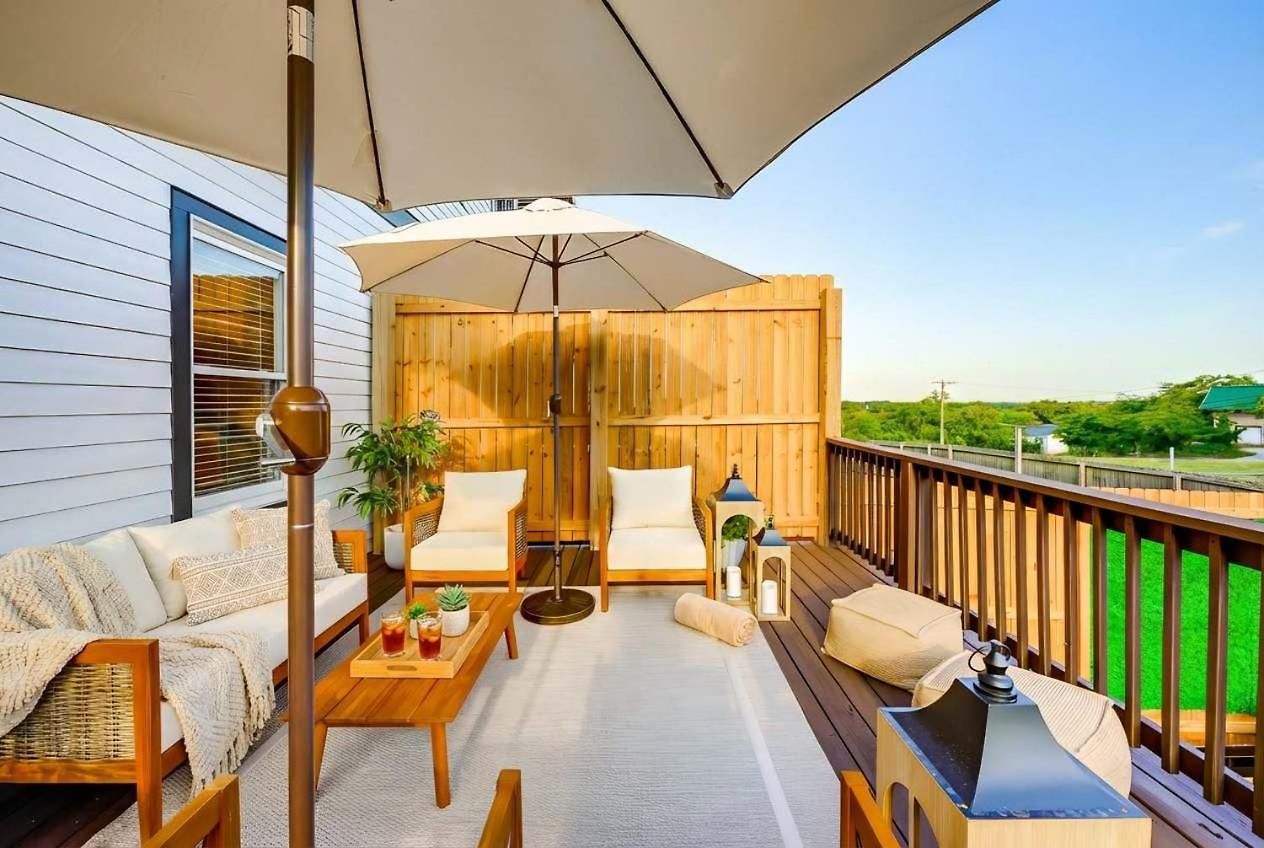 Holiday home Luxe Pool Hot Tub & Game Downtown