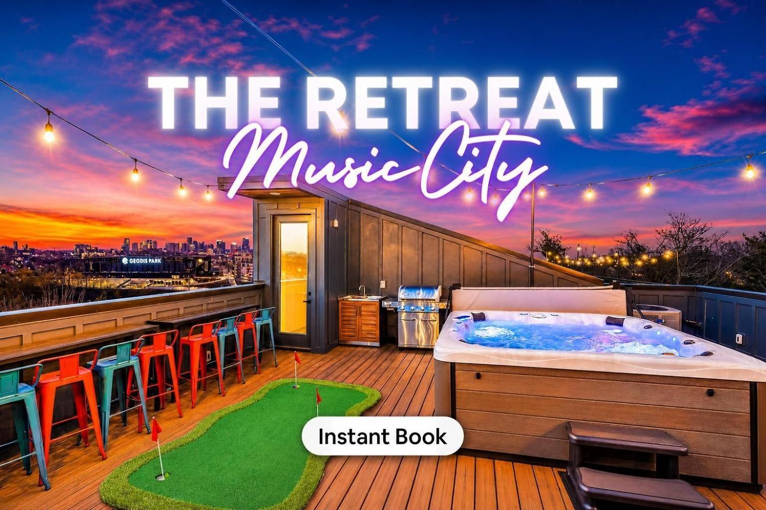 Luxury Hot Tub & Rooftop Deck Downtown Holiday home Nashville