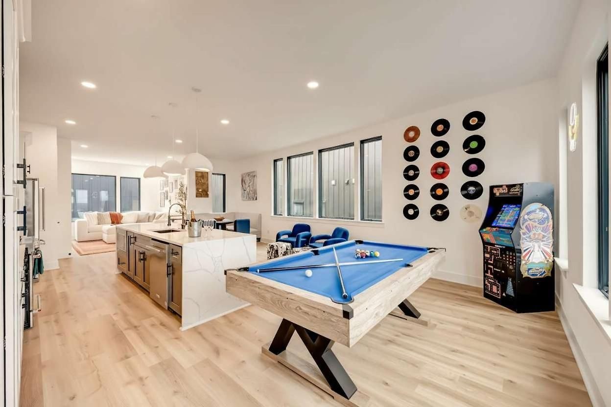 Holiday home Rooftop Deck Hot Tub & Game In