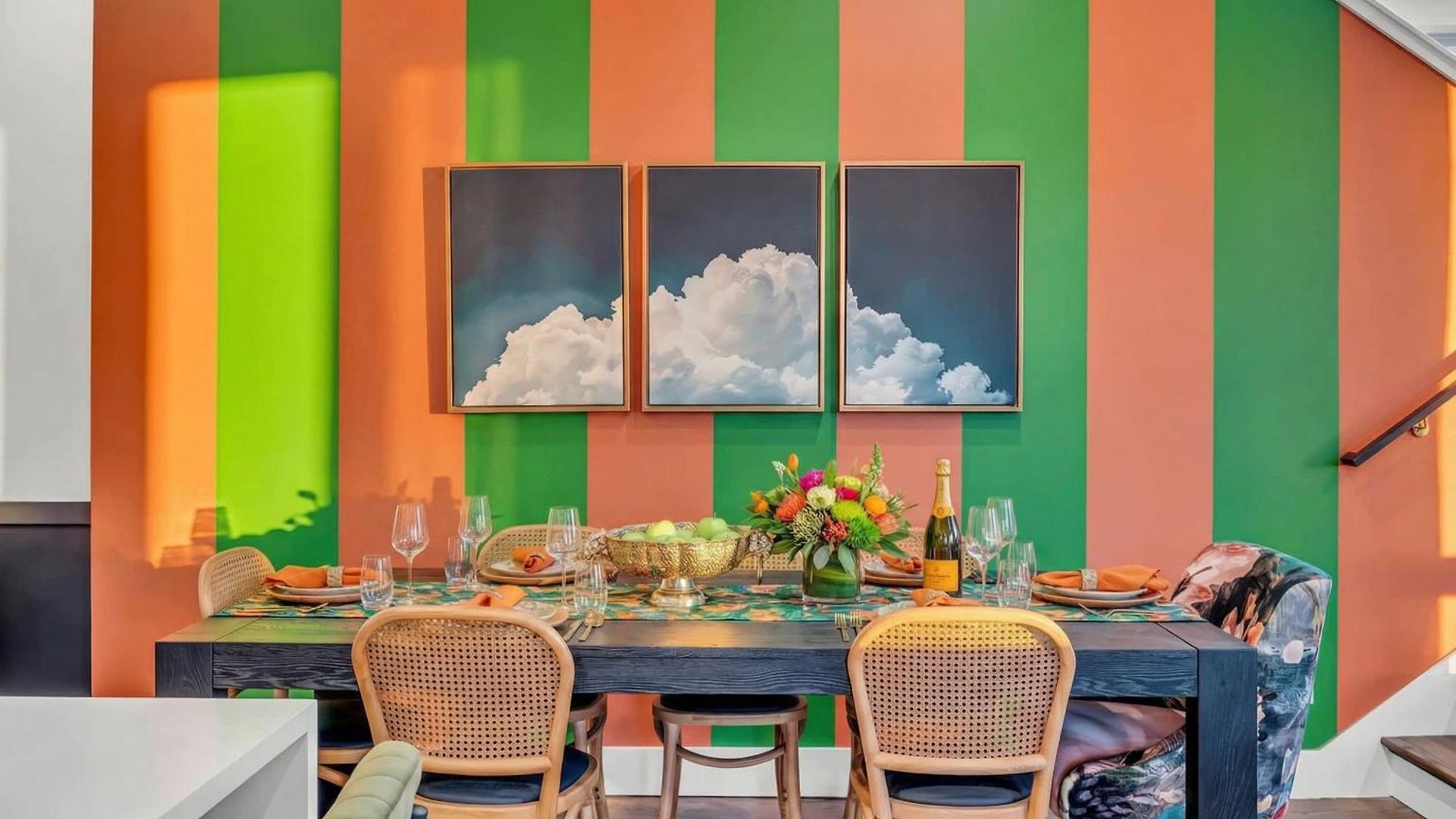 Disco Themed Hot Tub & Rooftop Decks In Holiday home Nashville