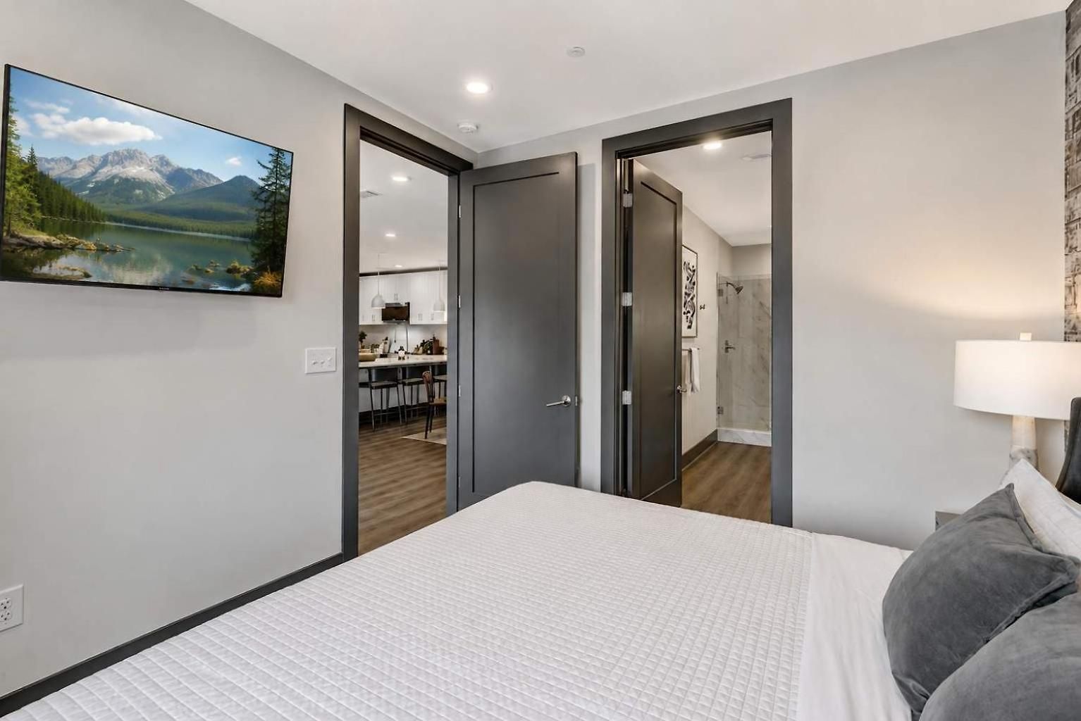 6 Min To Broadway - Gym Rooftop Sleeps 8 Holiday home