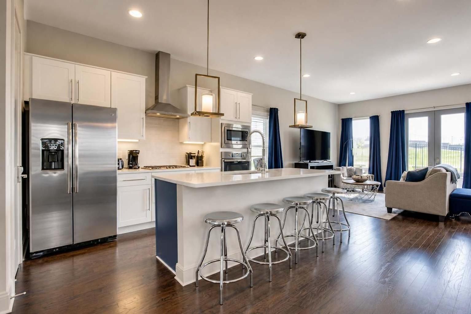 Gorgeous Home-minutes To Lower Broadway Nashville