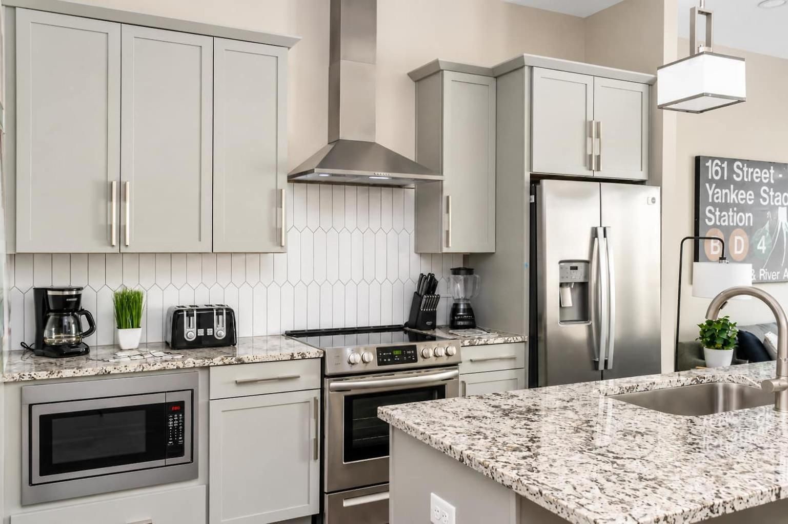Two Luxury Homes Side-by-side Sleeps 24 *