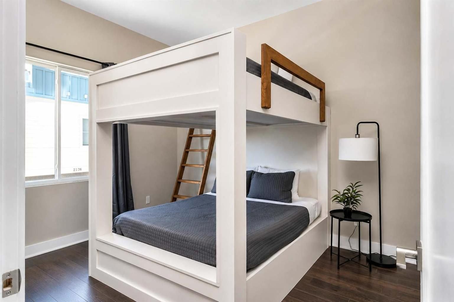 Holiday home Two Luxury Homes Side-by-side Sleeps 24 Nashville