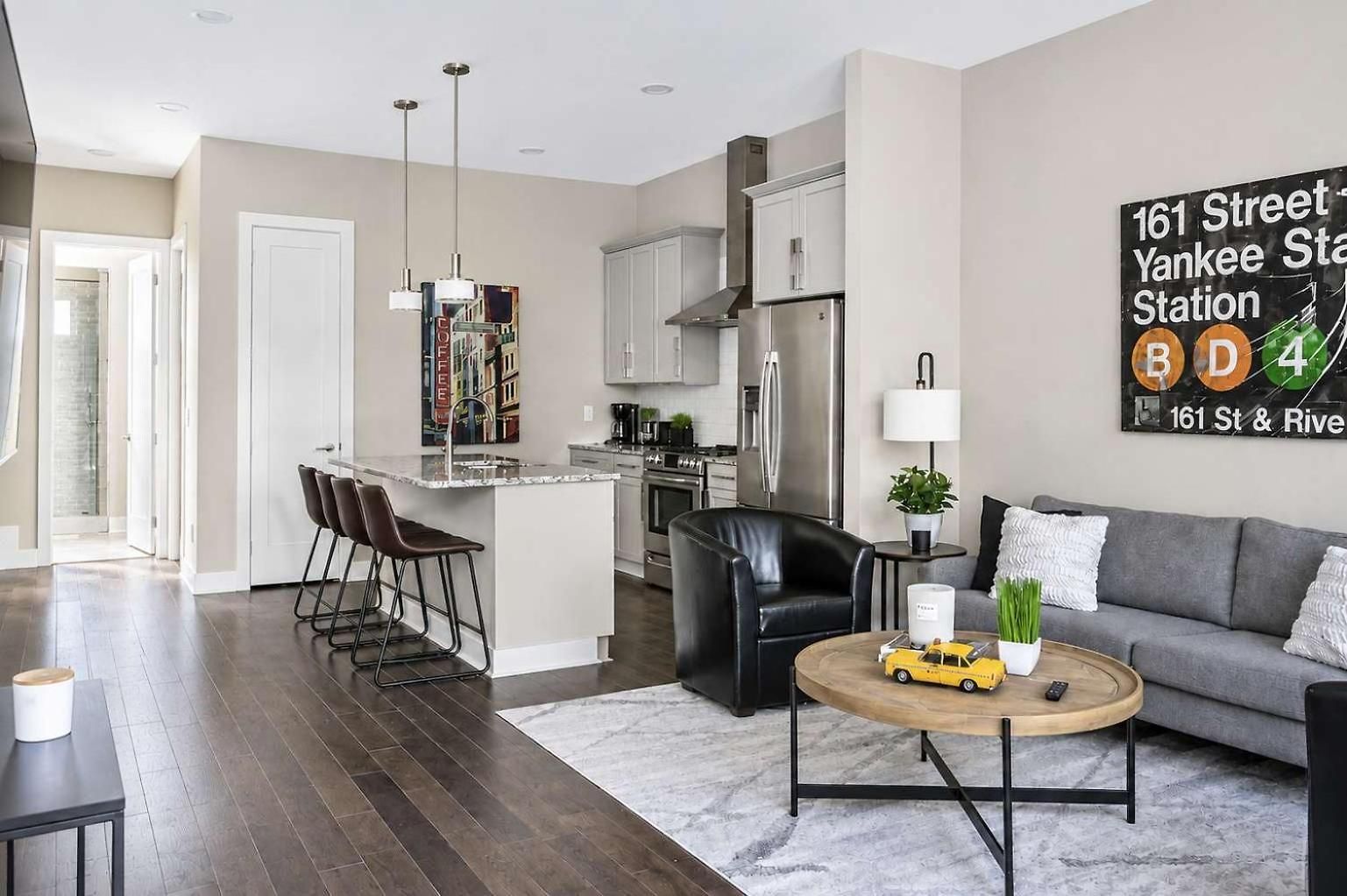 Two Luxury Homes Side-by-side Sleeps 24 Nashville
