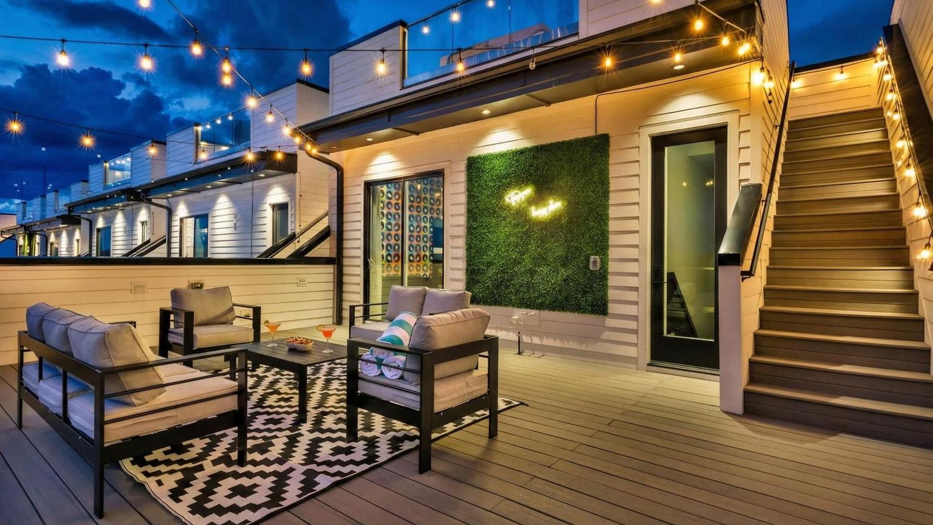 2 Hot Tubs Karaoke Game Downtown Holiday home Nashville
