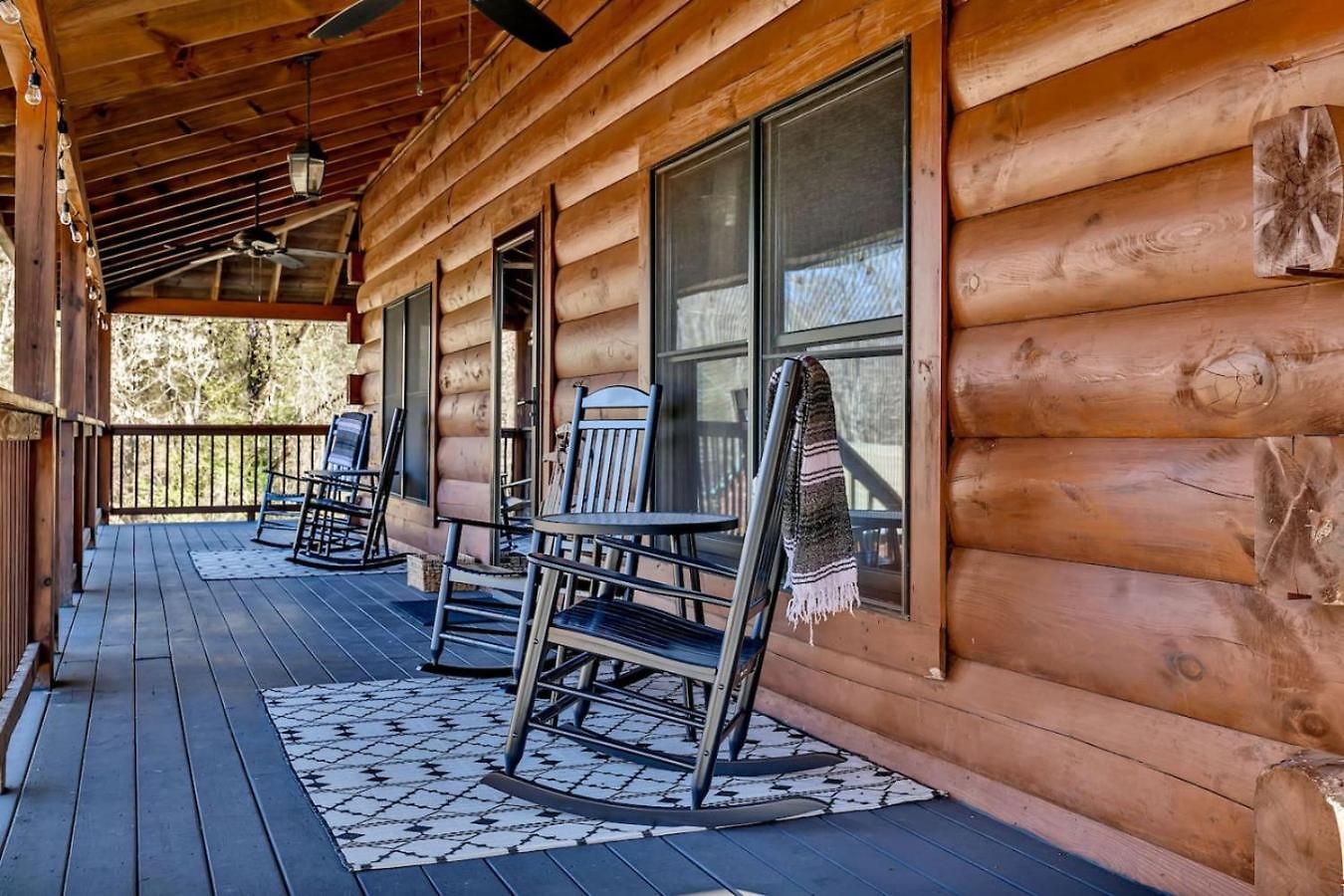 Holiday home Creeks Luxury Retreat 15 Min To Downtown