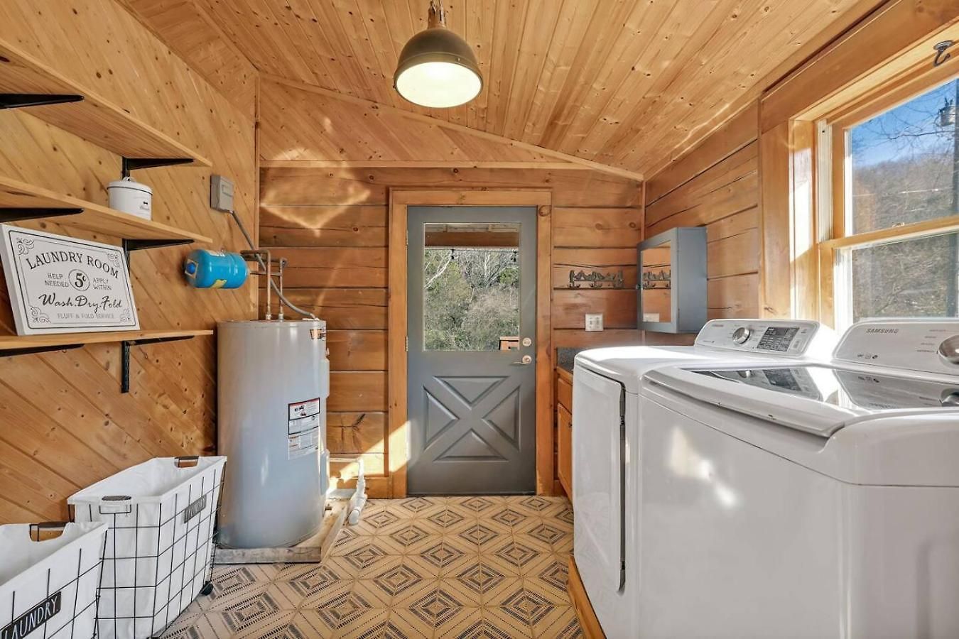 Holiday home Creeks Luxury Retreat 15 Min To Downtown *