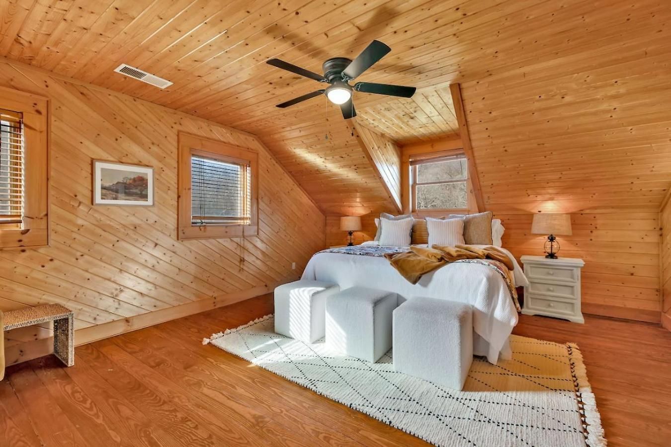 Holiday home Creeks Luxury Retreat 15 Min To Downtown