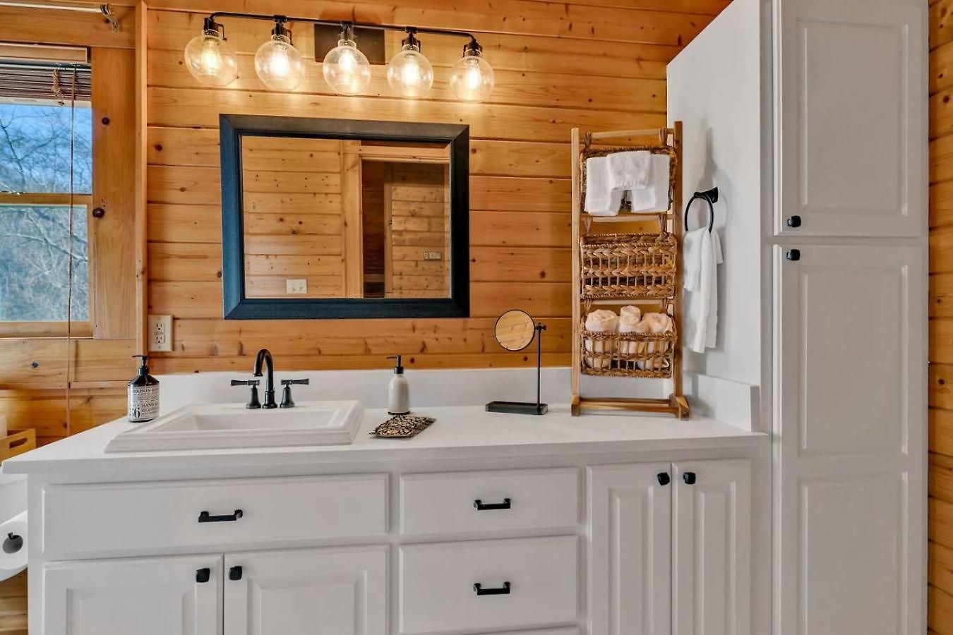 Creeks Luxury Retreat 15 Min To Downtown