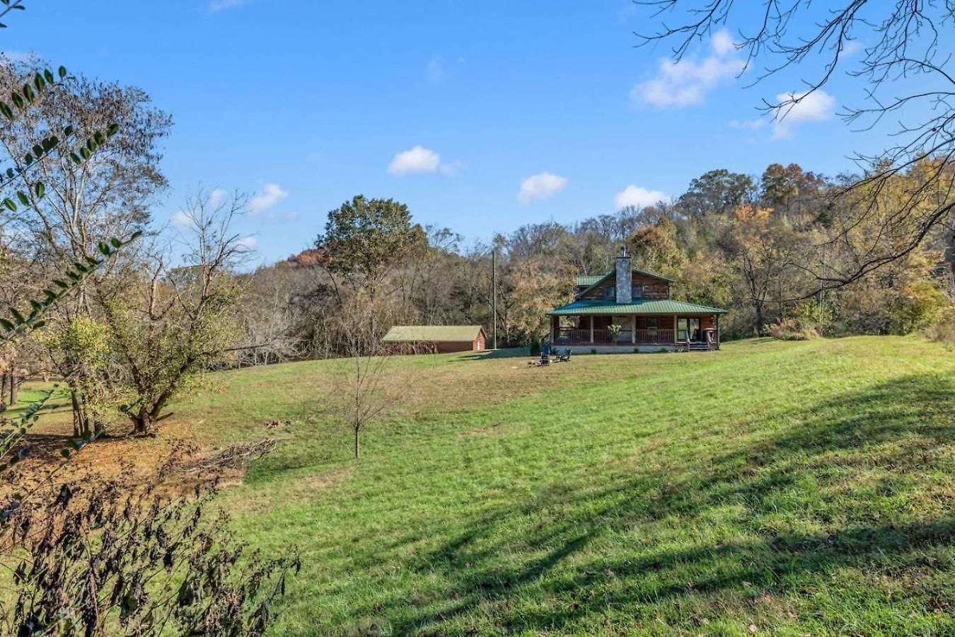 Creeks Luxury Retreat 15 Min To Downtown Holiday home Nashville