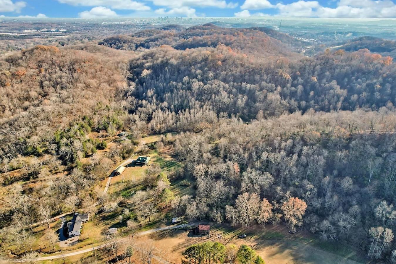 Creeks Luxury Retreat 15 Min To Downtown Holiday home Nashville