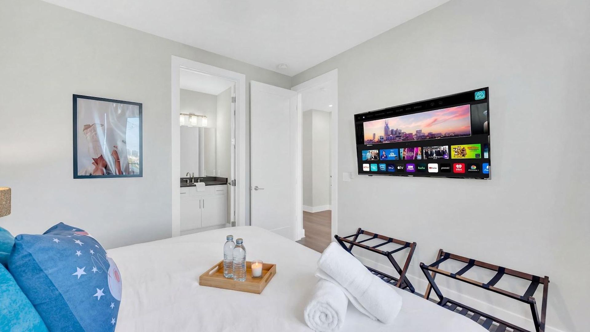 Holiday home Brand New Views Karaoke Near Downtown *