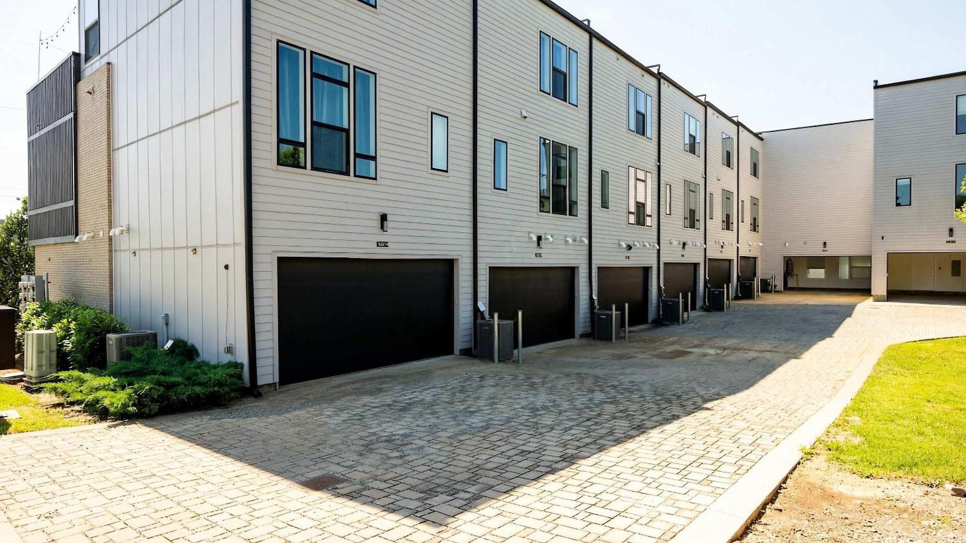 Brand New Views Karaoke Near Downtown Holiday home *