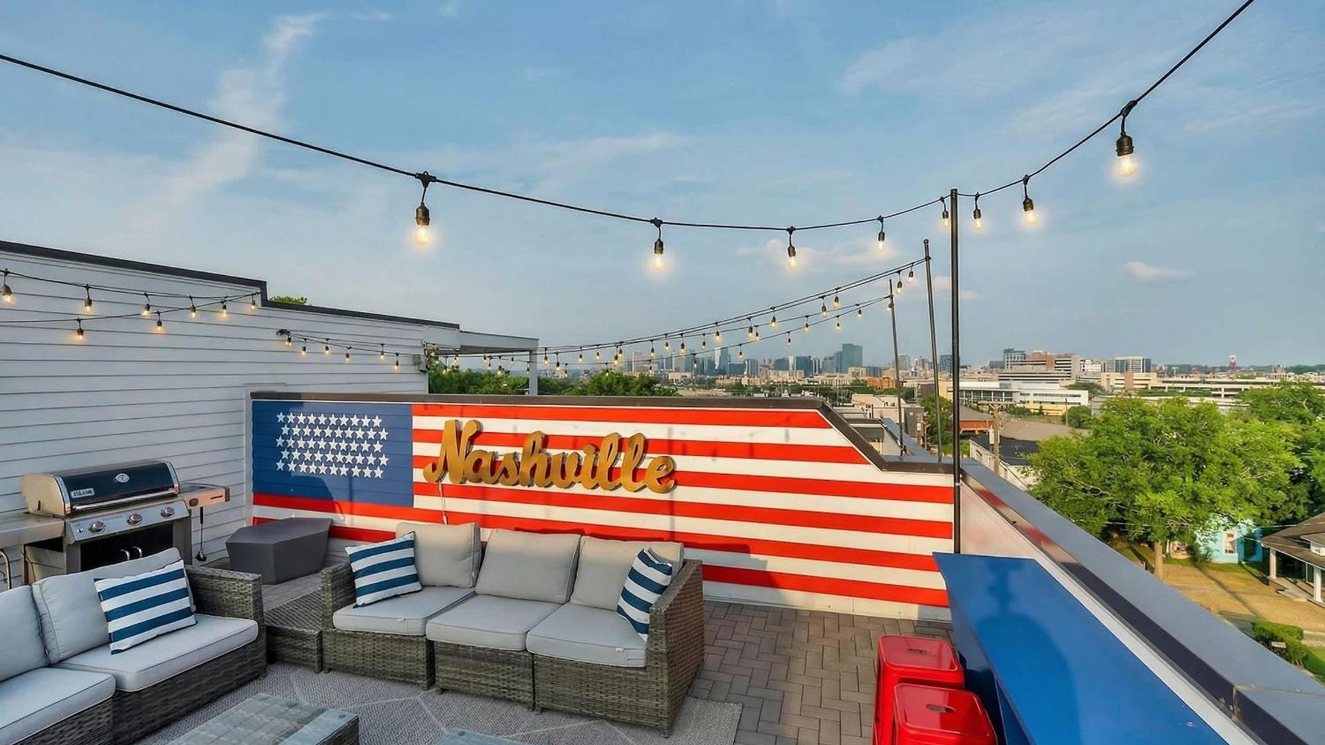 Holiday home Rooftop Deck & Shuffleboard Bbq Near Downtown Nashville
