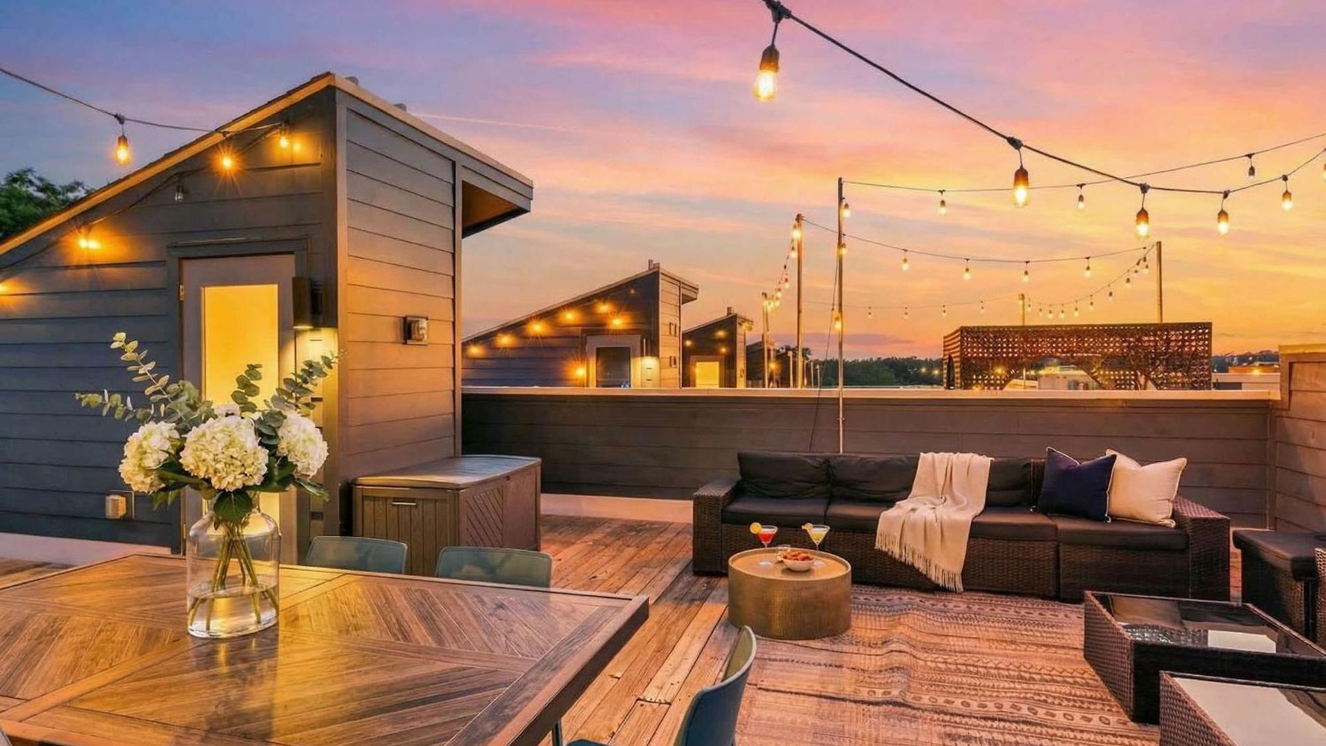 Rooftop Deck 2 Car Garage Near Downtown * Nashville