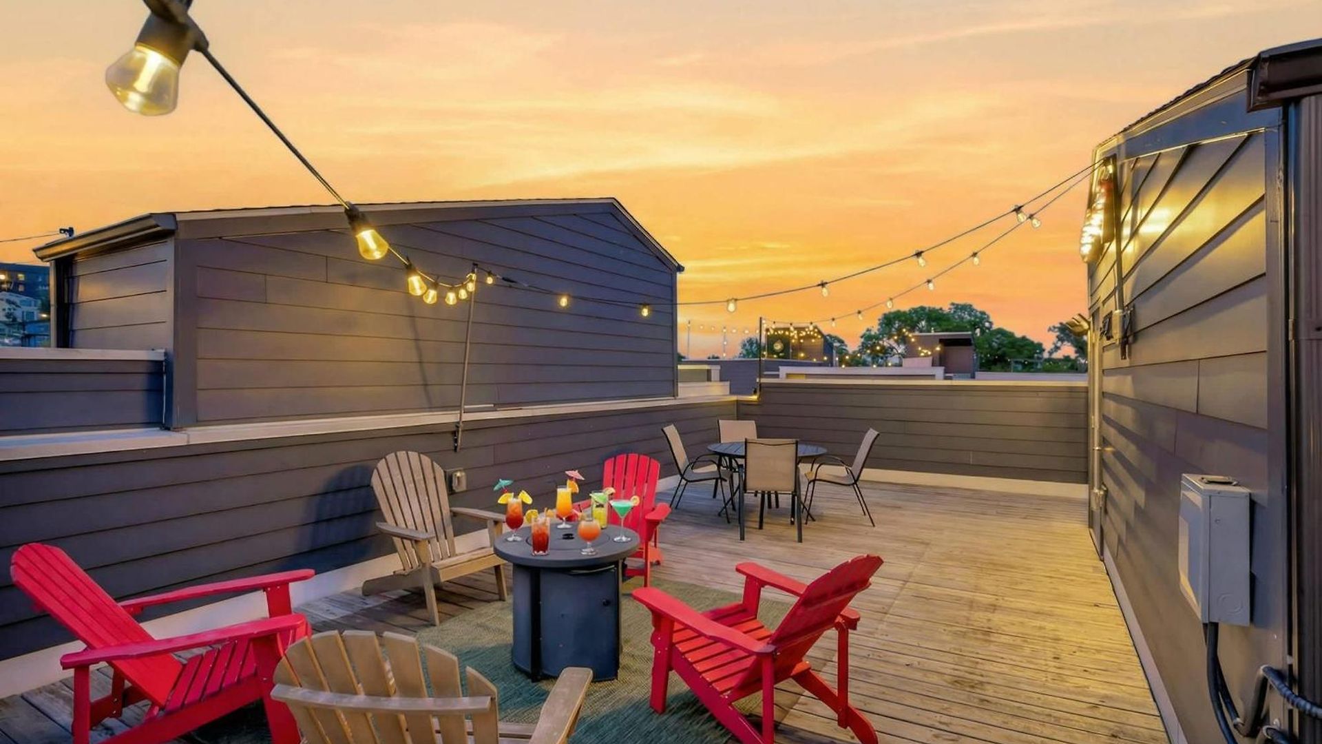 Holiday home Rooftop Deck Grill Ping Pong Near Downtown Nashville