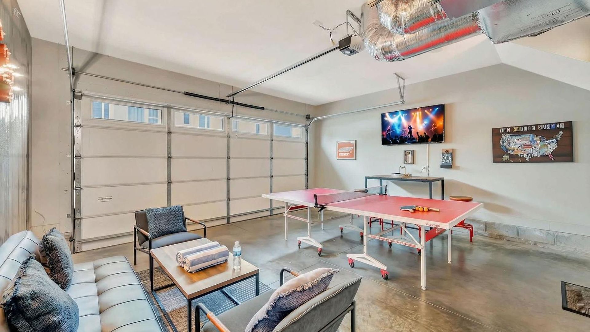 Holiday home Rooftop Deck Grill Ping Pong Near Downtown Nashville