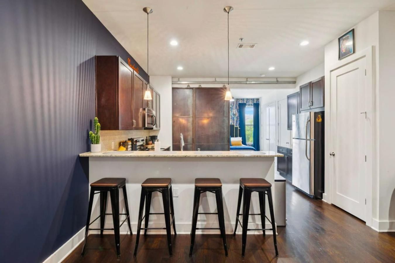 Fabulous Nashvegas Loft Retreat Near Vandy Off West End Mins To Broadway Holiday home *
