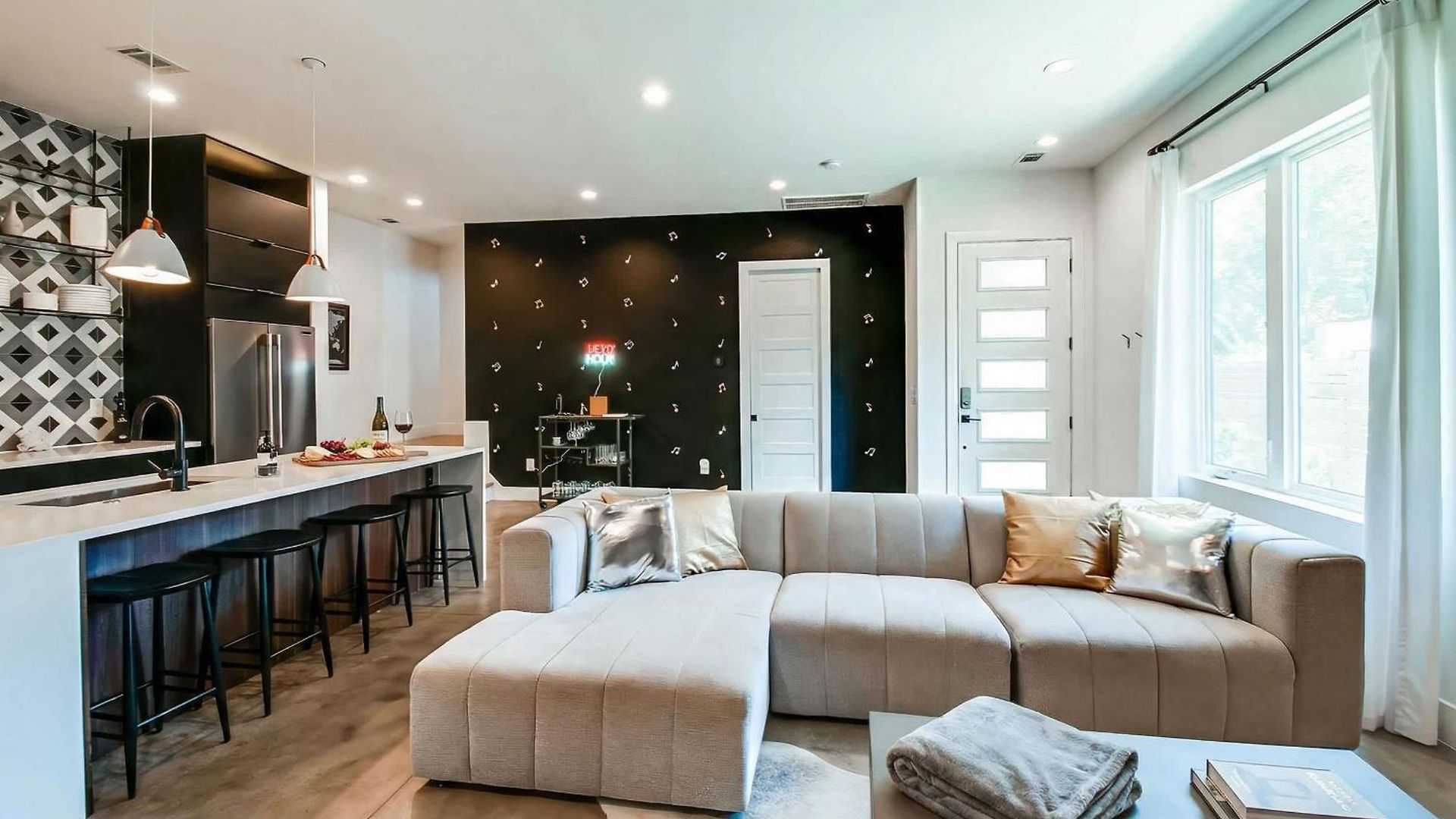 Holiday home Dual Homes Rooftop Deck In Downtown *