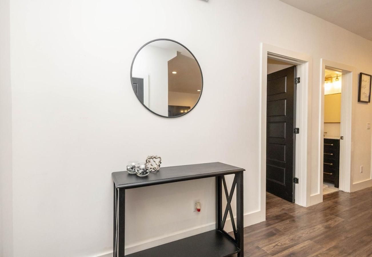 Germantown-adjacent 4br With Private Deck & Grill Holiday home