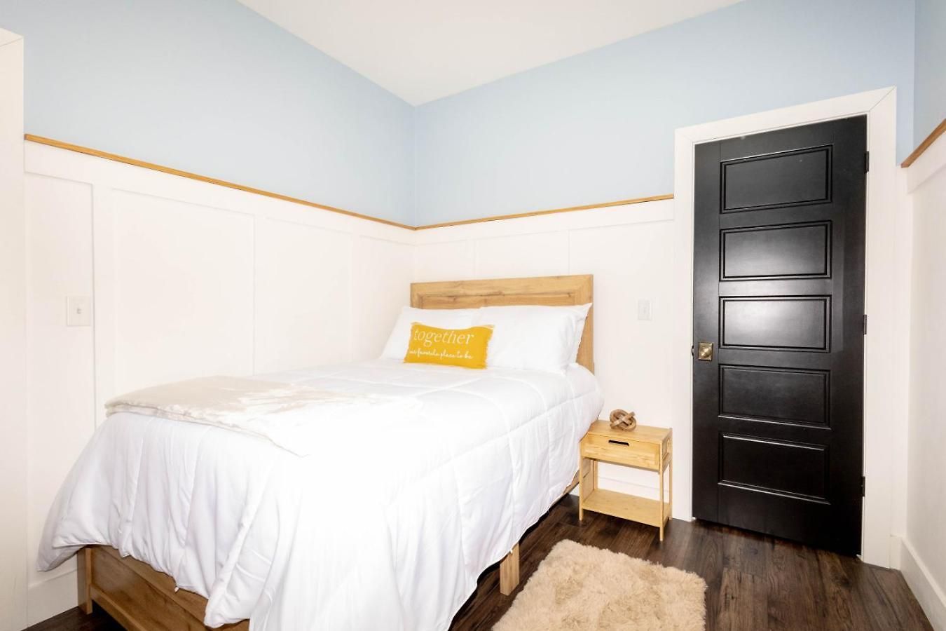 Holiday home Germantown-adjacent 4br With Private Deck & Grill